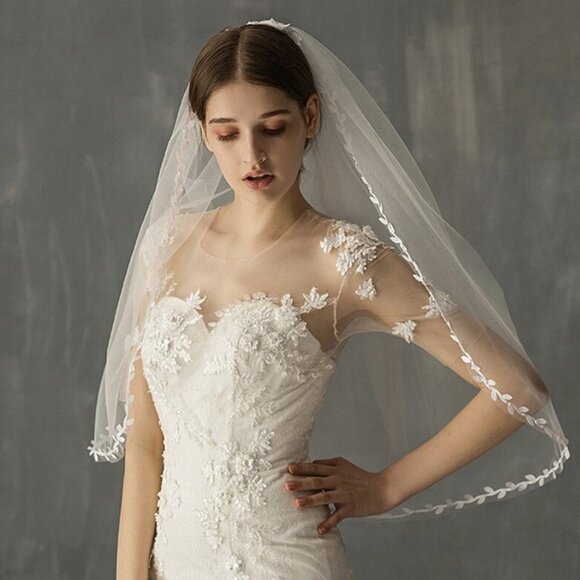 Wedding veil white bridal floral white pearls medium elbow length elegant new